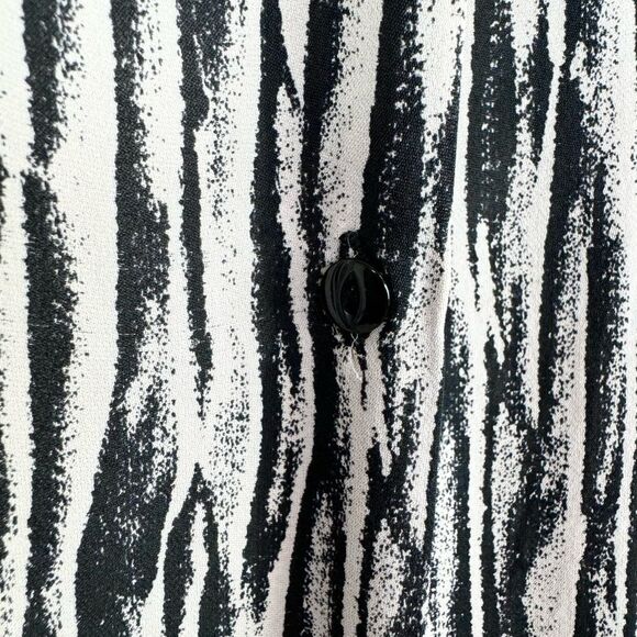 Tucker Women Black-Beige 100% Silk V-Neck Long Sleeve Tie Waist Dress Size M - Picture 6 of 8